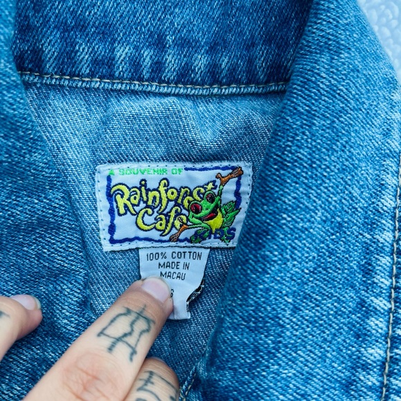Vintage Rainforest cafe Jean Jacket - Picture 3 of 4